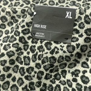 High rise leopard print skirt
